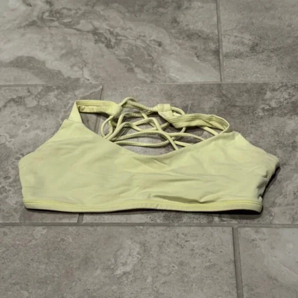 Lululemon Bra - Picture 1 of 2